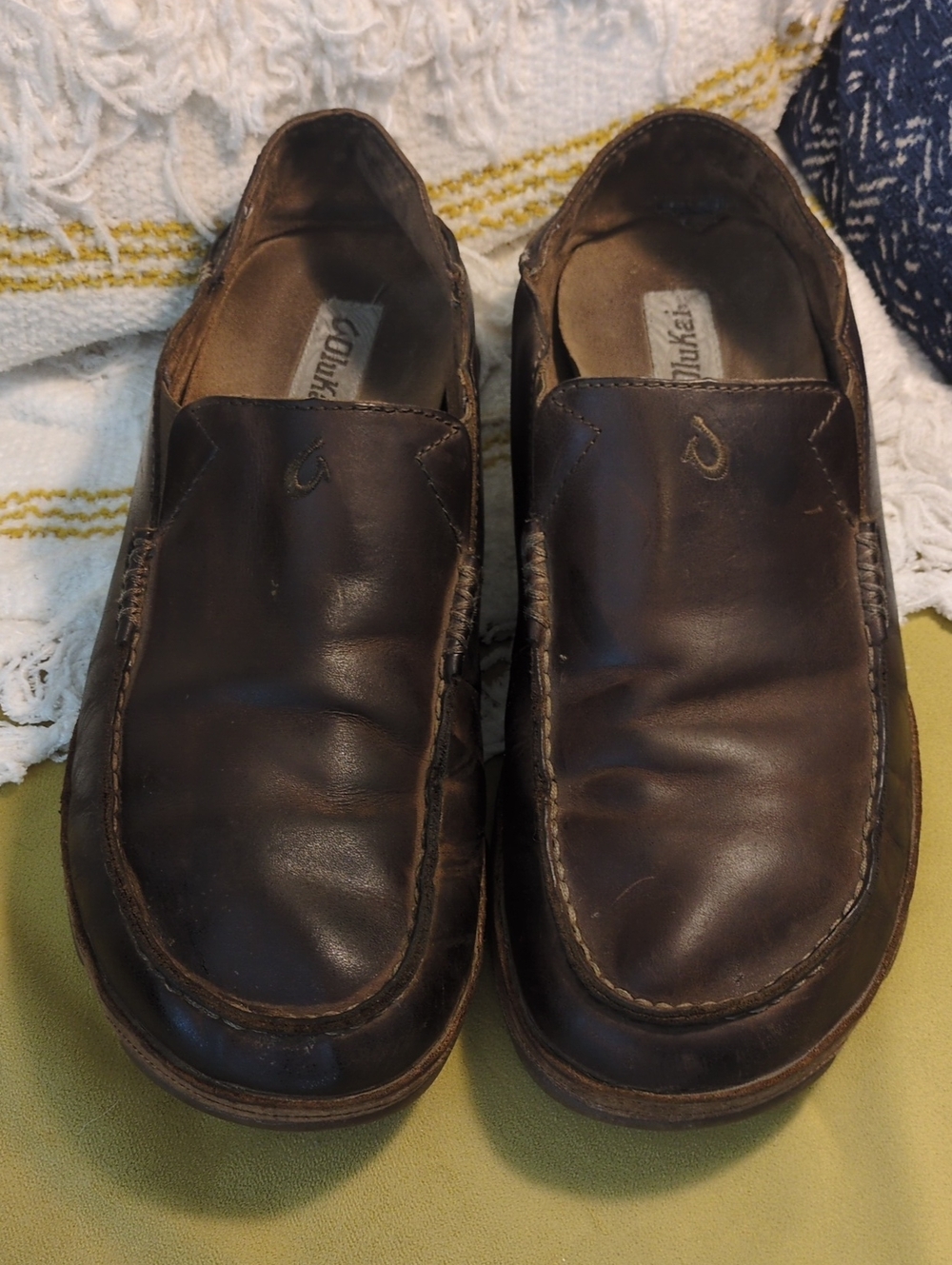 OluKai Moloa Men's Dark Brown Leather Slip-On Loafers